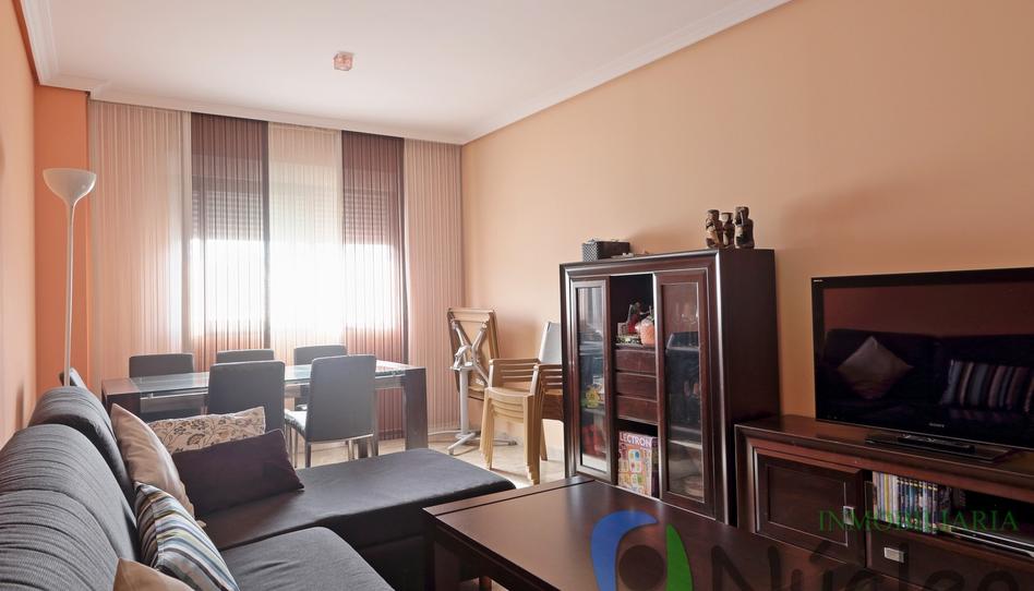 Photo 1 of Apartment for sale in Calle Manuel Saldaña, Maria Auxiliadora - Barriada de Llera, Badajoz