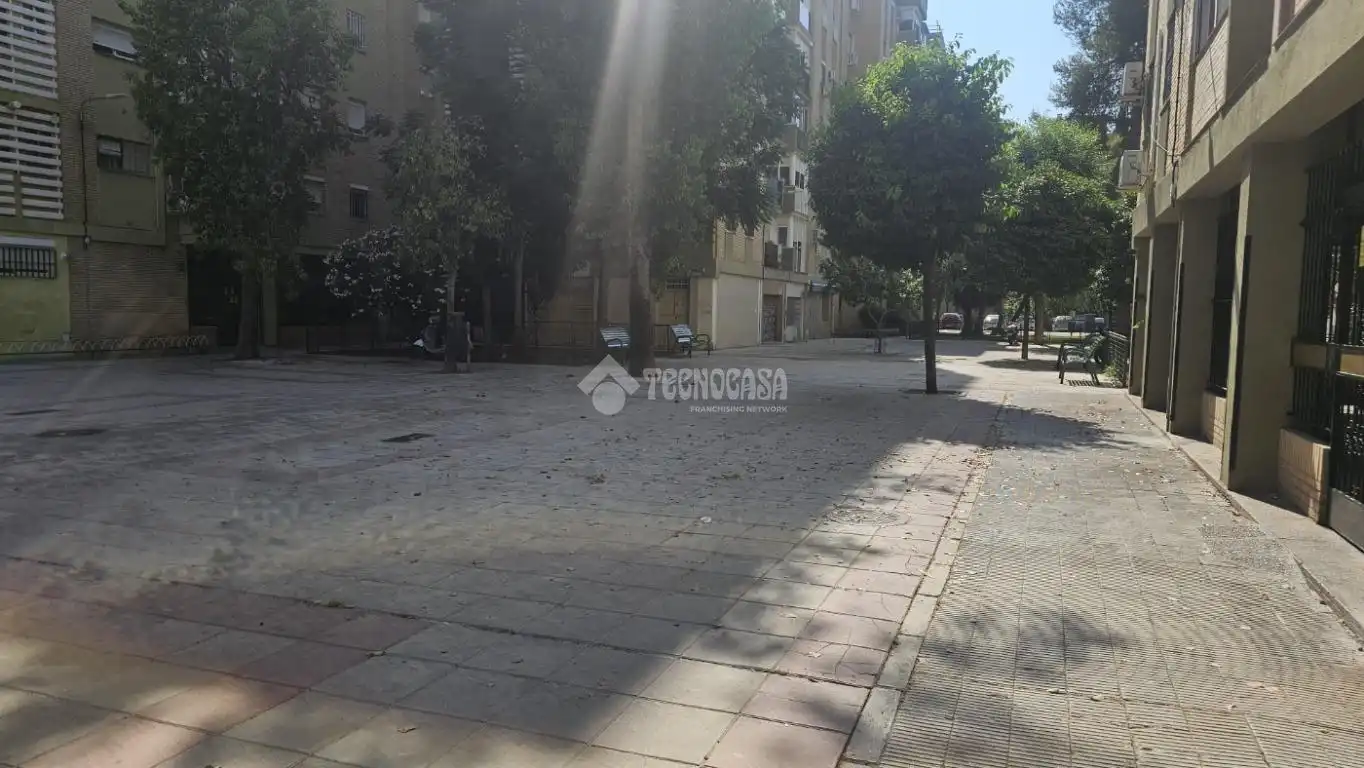 Vista exterior de Piso en venta en Sevilla con Aire acondicionado