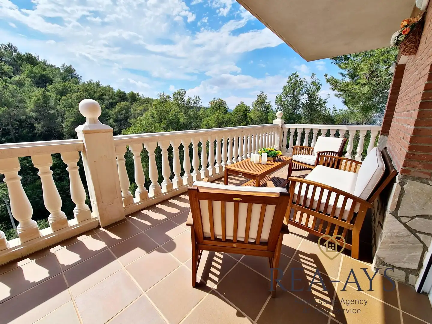 Terraza de Casa o chalet en venta en Cervelló con Aire acondicionado, Calefacción y Jardín privado