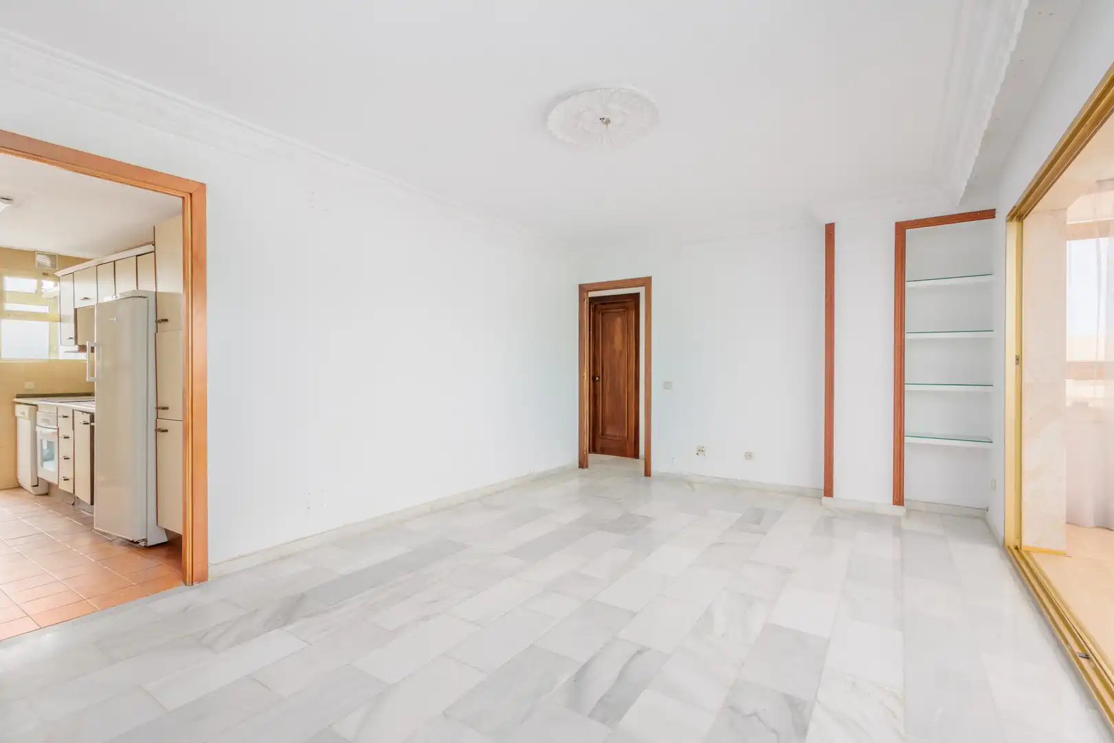 Apartament amb terrassa en venda a Puerto Deportivo, imagen 4