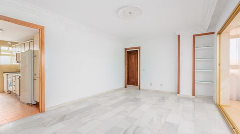 Foto 4 de Apartamento en venta en Puerto Deportivo, Fuengirola