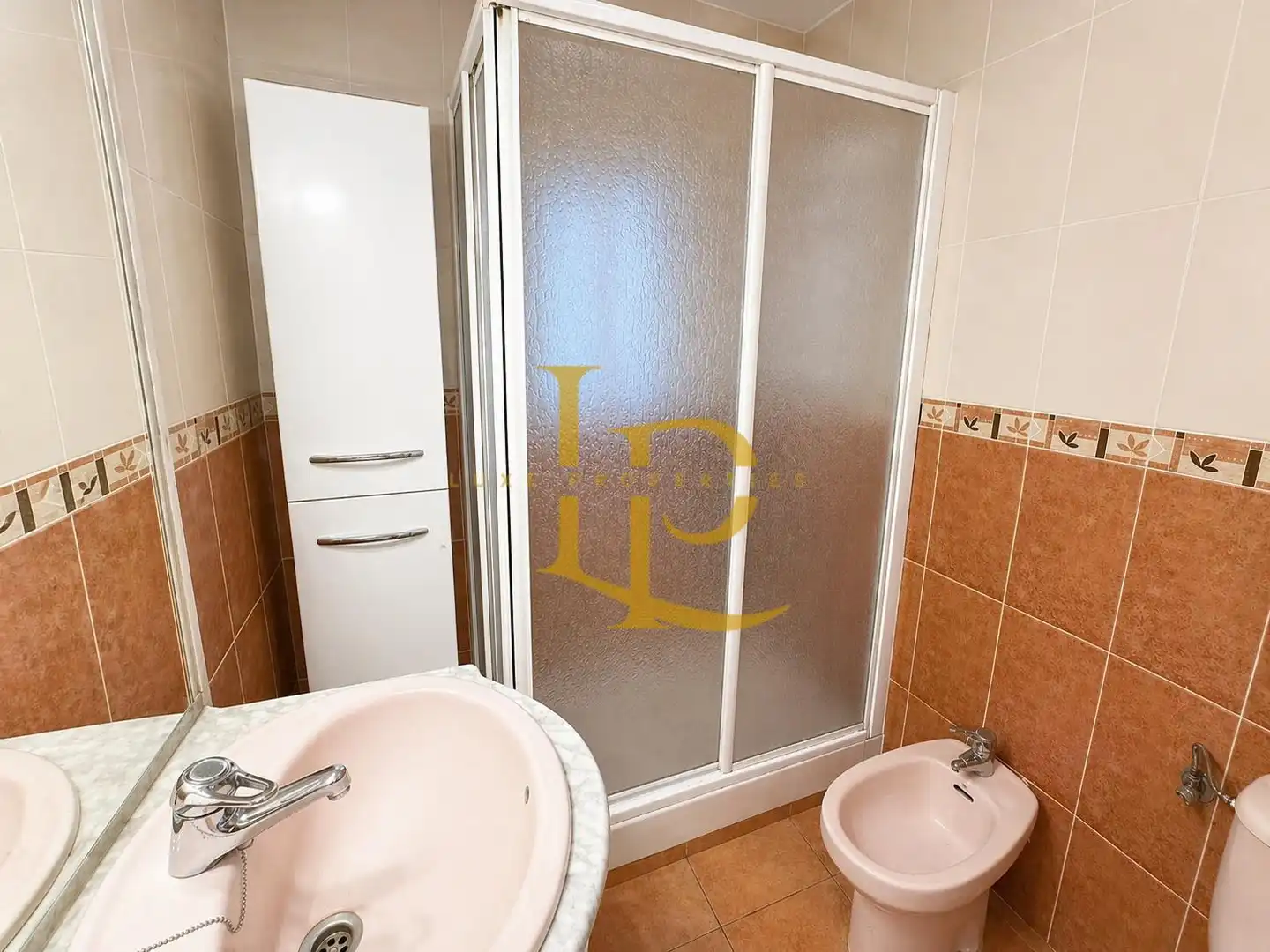 Bathroom of Houses for sale in Trijueque  with Heating, Private garden and Oven