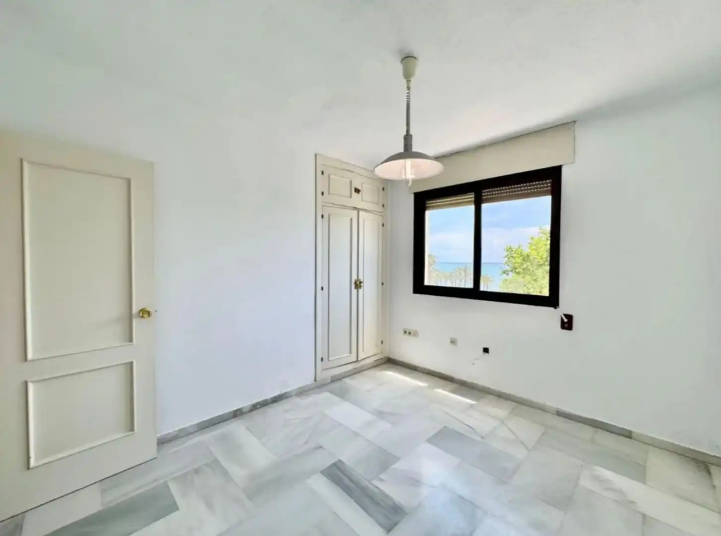 Schlafzimmer von Wohnungen zum Verkauf in Torremolinos mit Klimaanlage, Terrasse und Abstellraum