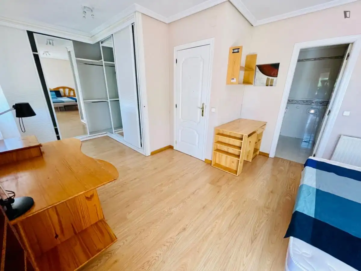 Zimmer in Villanueva de la Cañada ciudad