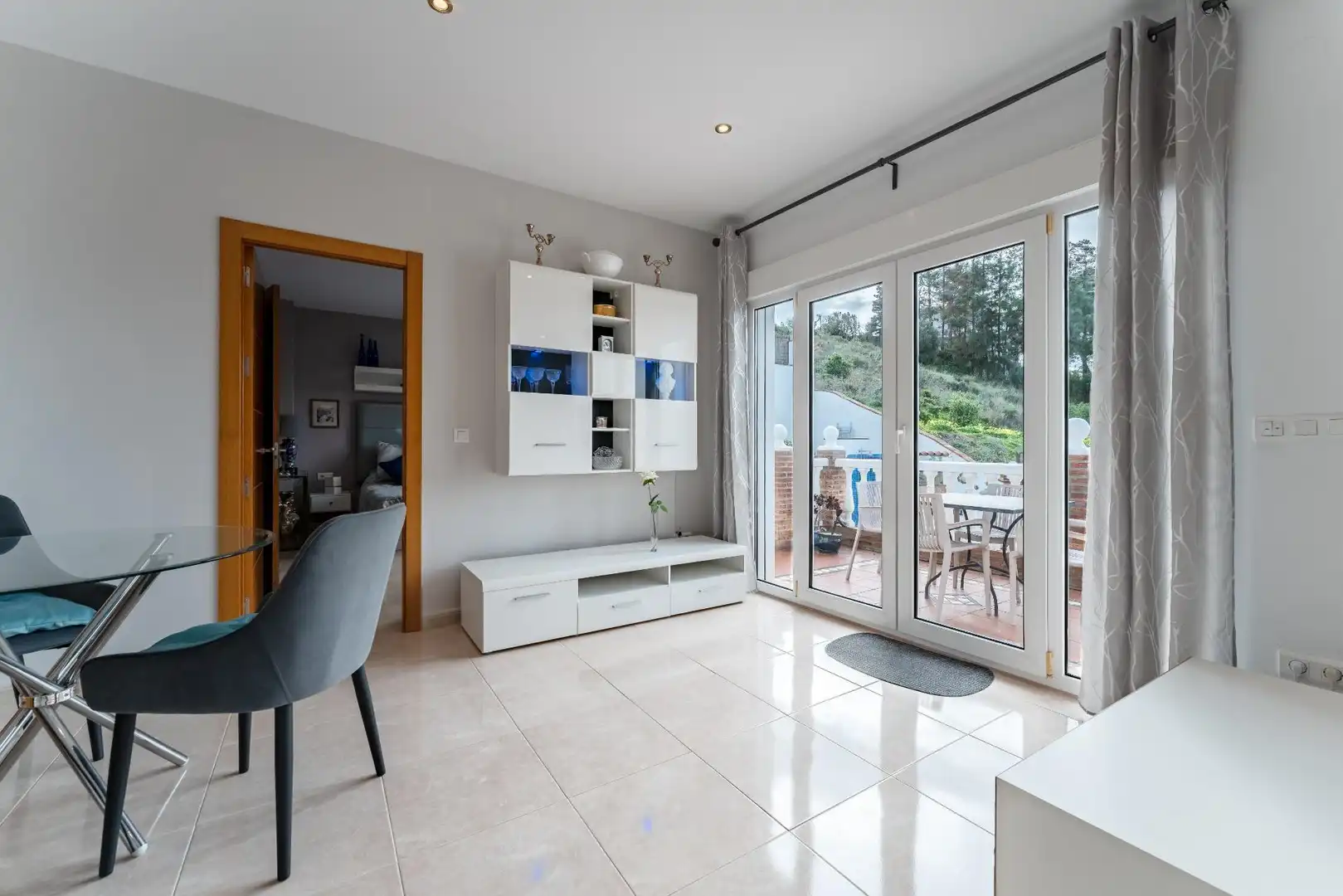Sala de estar de Casa o chalet en venta en Vélez-Málaga con Piscina comunitaria
