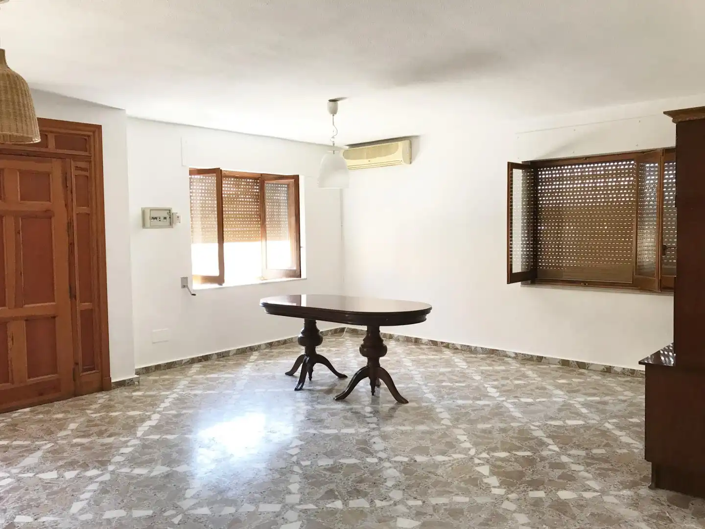 Menjador de Finca rústica en venda en Orihuela amb Aire condicionat, Jardí privat i Traster