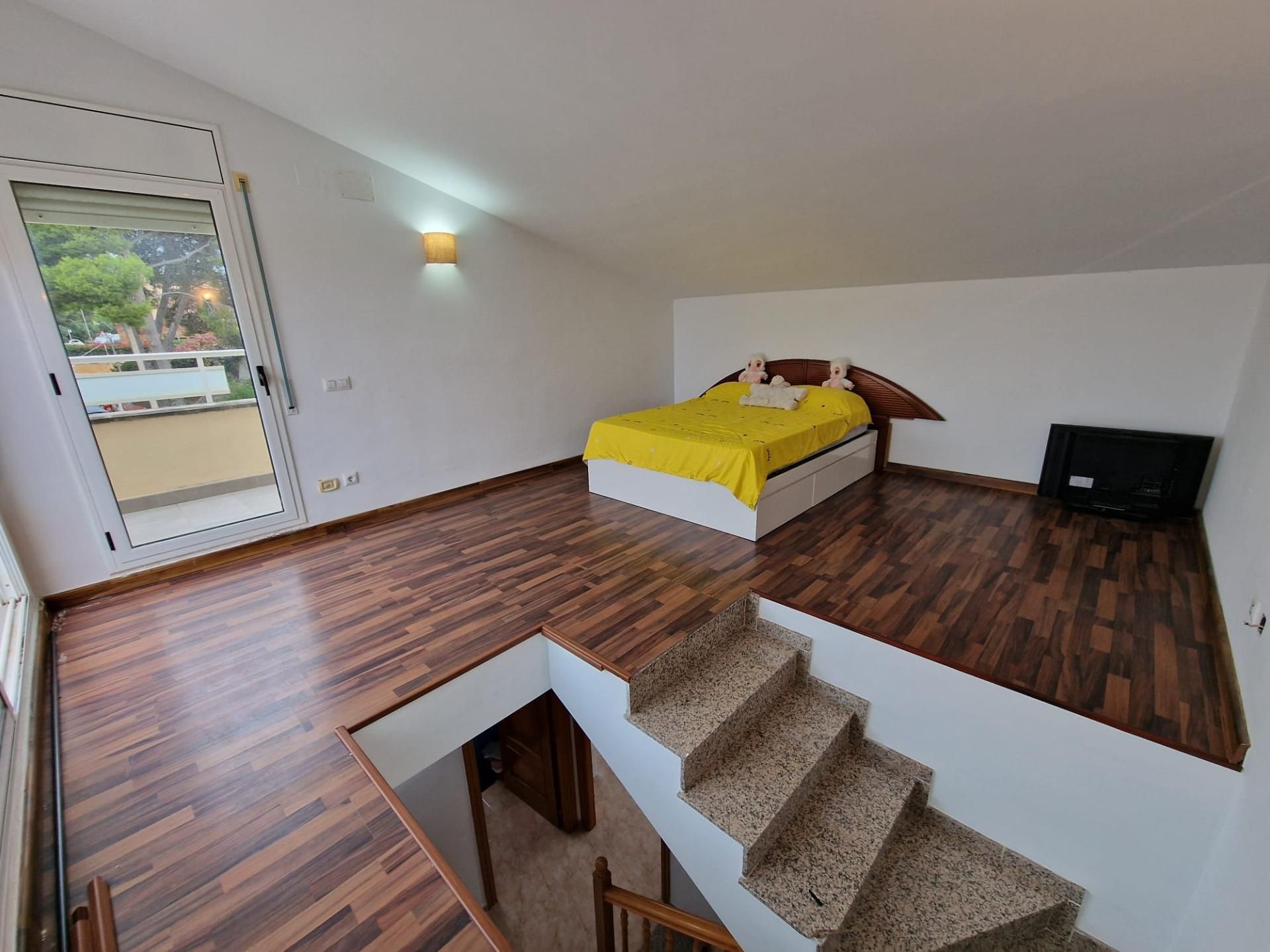 Bedroom of Single-family semi-detached for sale in Torredembarra  with Air Conditioner, Heating and Private garden