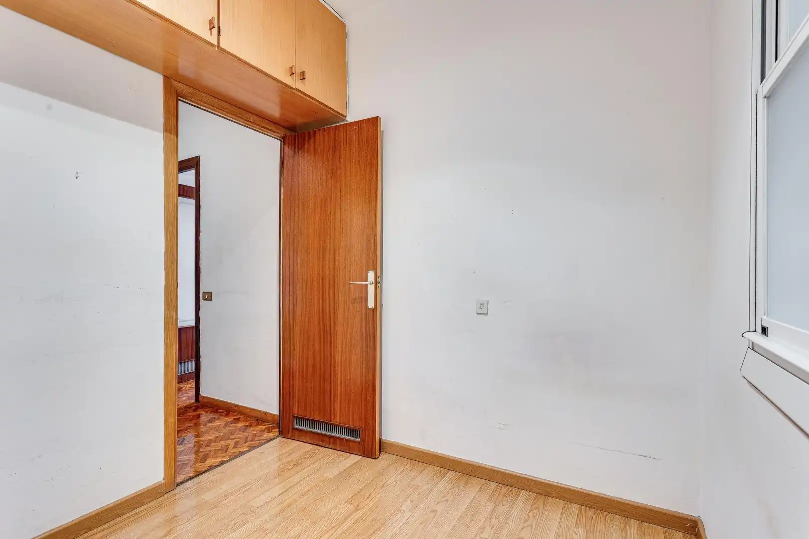 Piso en venta en Barcelona con Alarma