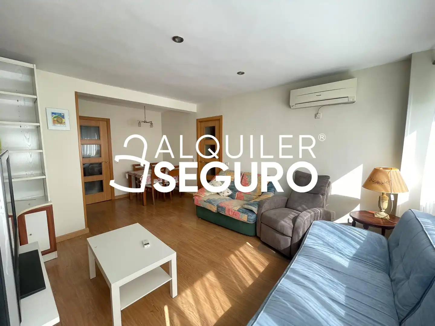 Sala de estar de Piso de alquiler en Madrid con Aire acondicionado, Calefacción y Amueblado
