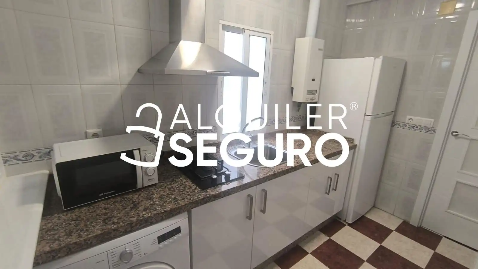 Cocina de Piso de alquiler en Sevilla con Aire acondicionado y Amueblado