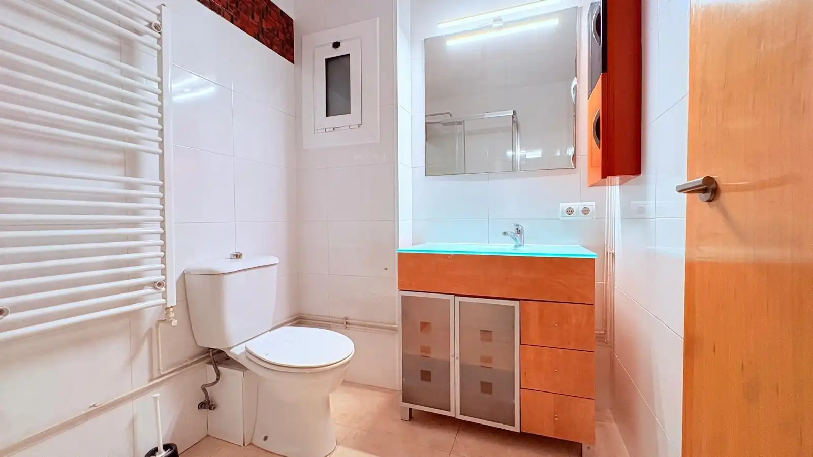 Baño de Piso en venta en Castellar del Vallès con Calefacción y Terraza
