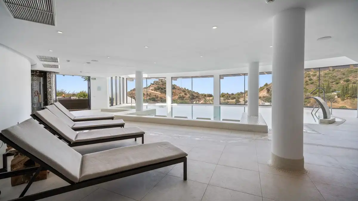 Piscina de Piso en venta en Marbella con Terraza y Piscina