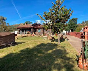 Vista exterior de Casa o xalet en venda en Cáceres Capital amb Aire condicionat, Calefacció i Terrassa