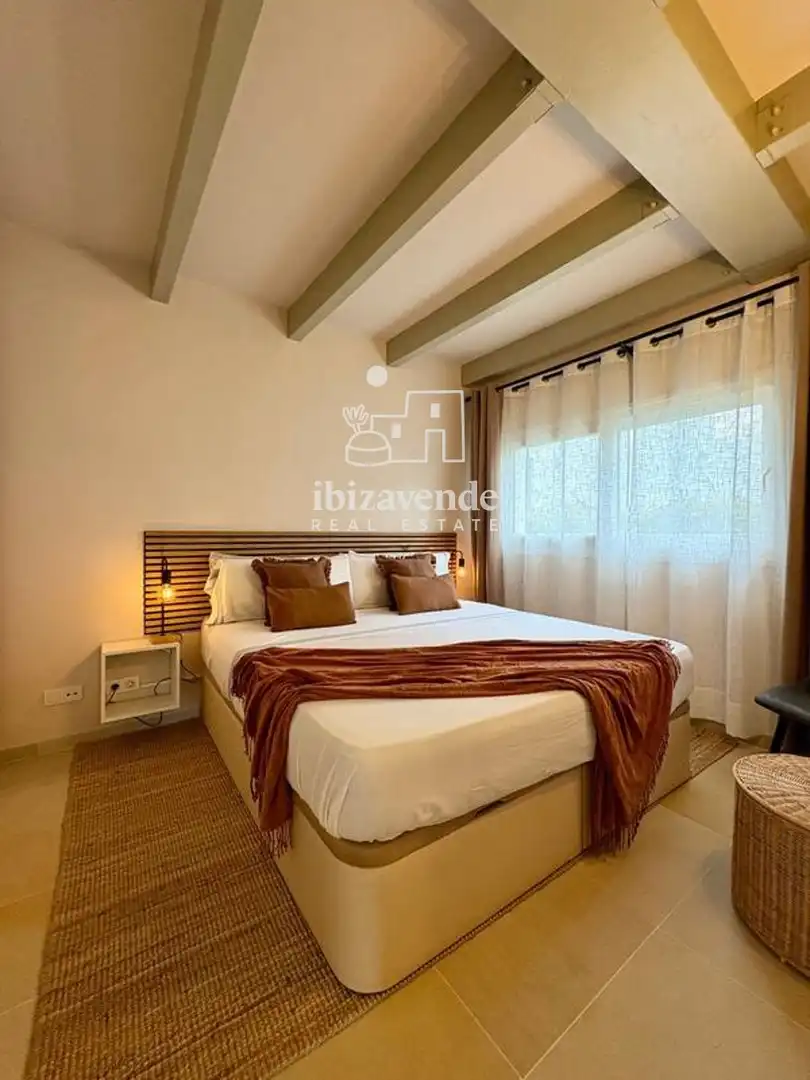 Casa adosada en venta en Mont Blanc, Santa Eulària
