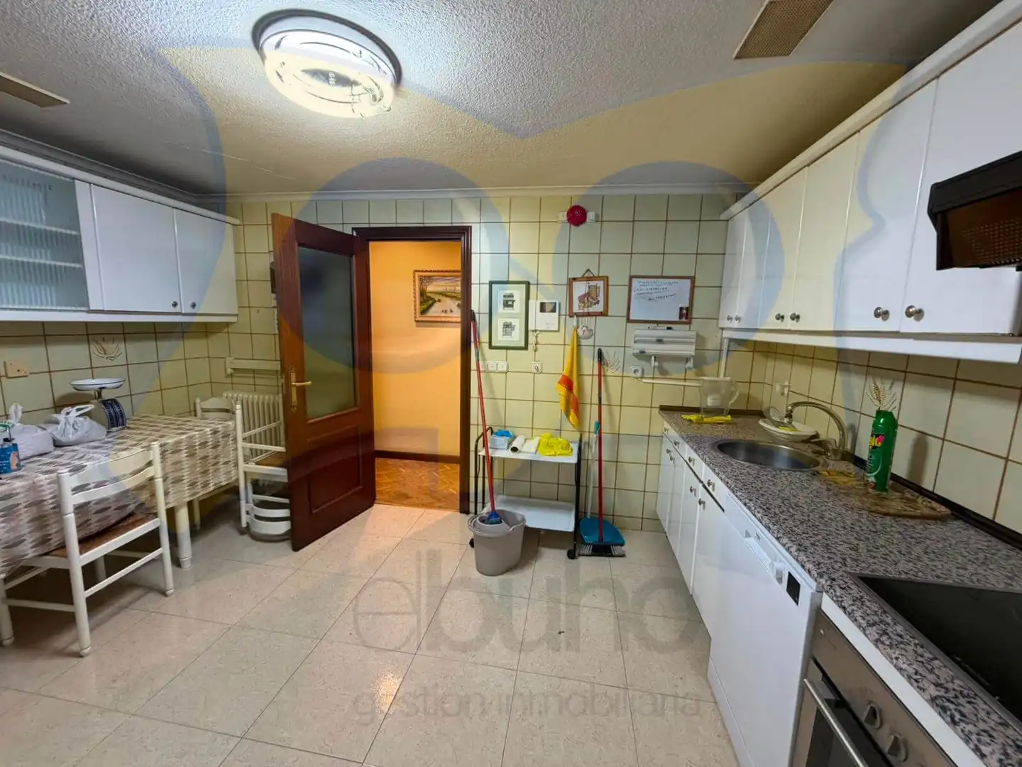 Kitchen of Flat for sale in Salamanca  with Heating and Balcony