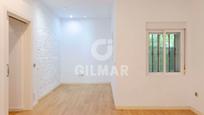 Bedroom of Flat for sale in  Madrid Capital