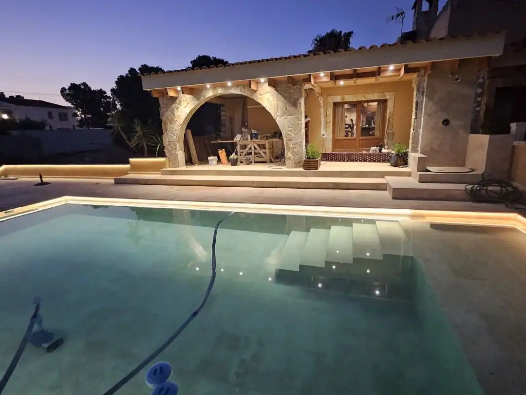 Villa in vendita a avenida de los Árboles 2