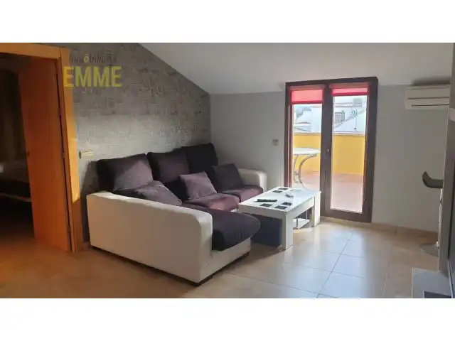Living room of Attic for rent in Ronda  with Air Conditioner, Parquet flooring and Terrace