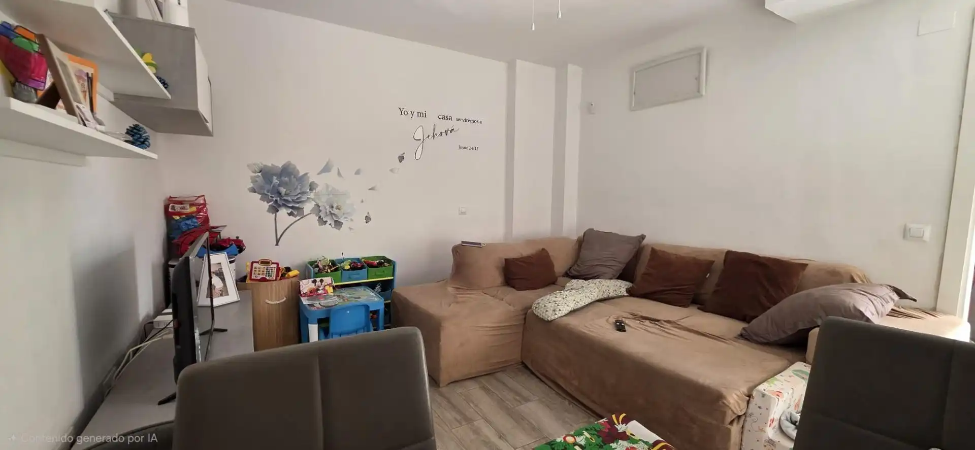 Sala d'estar de Casa adosada en venda en La Línea de la Concepción