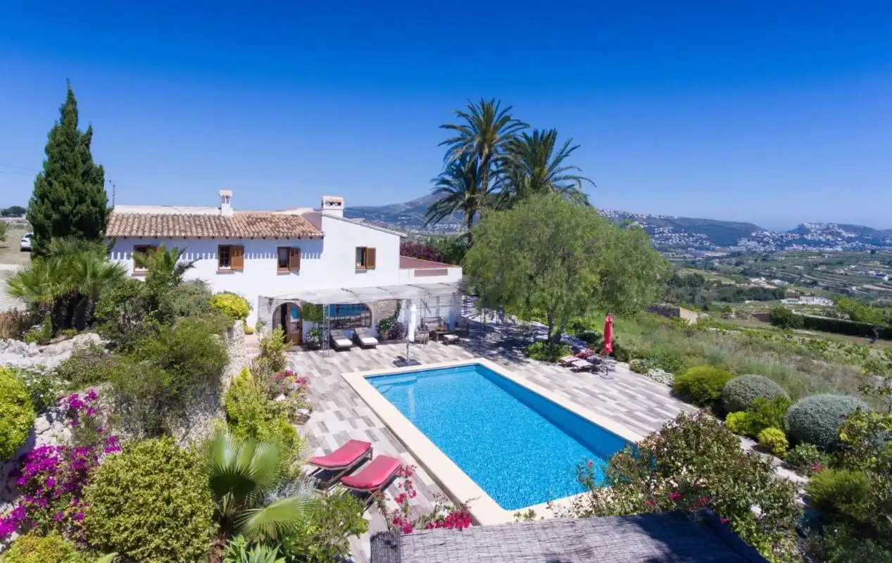 Vista exterior de Finca rústica en venta en Teulada con Calefacción, Jardín privado y Terraza