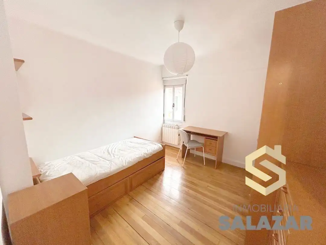 Flat for rent in Bonaparte Luis Luciano Kalea, Santutxu - Basarrate