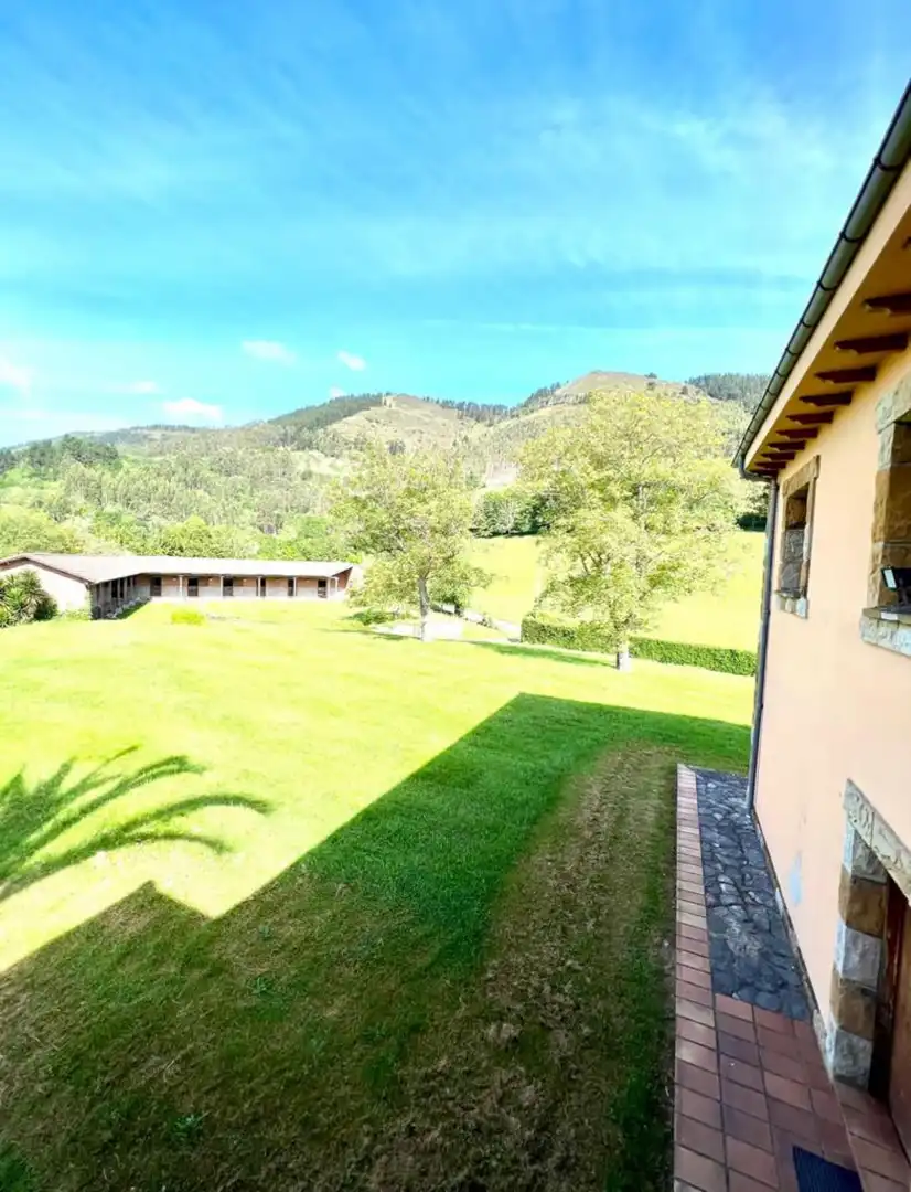 Jardín de Casa o chalet en venta en Piloña con Calefacción y Jardín privado