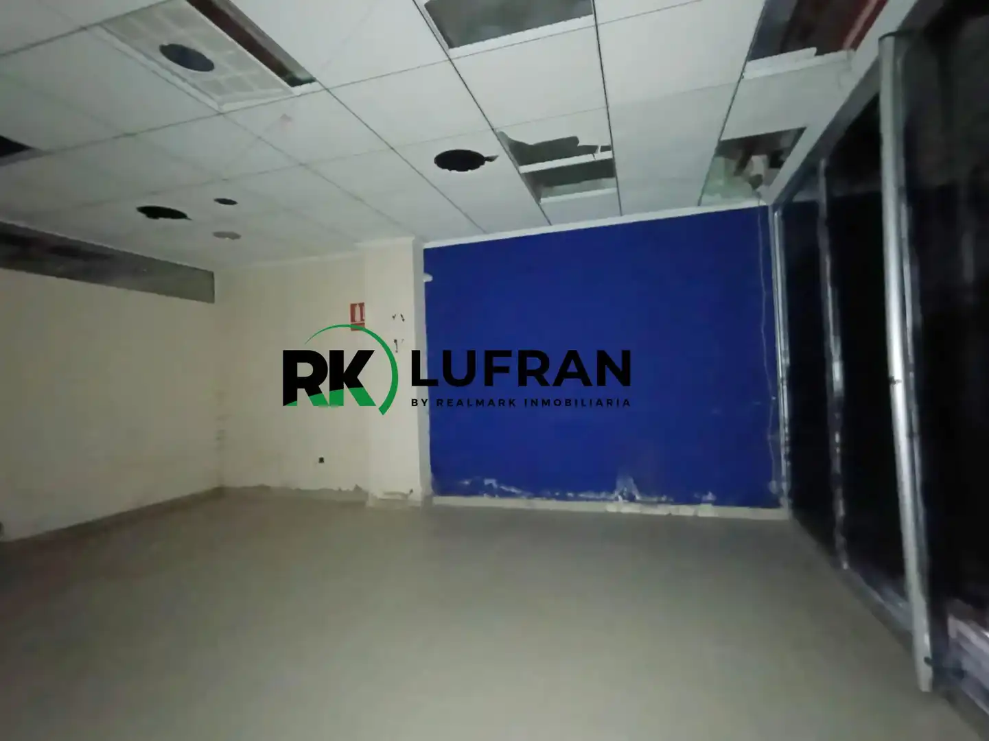 Local comercial en venta en Calle AAIUN, imagen 23