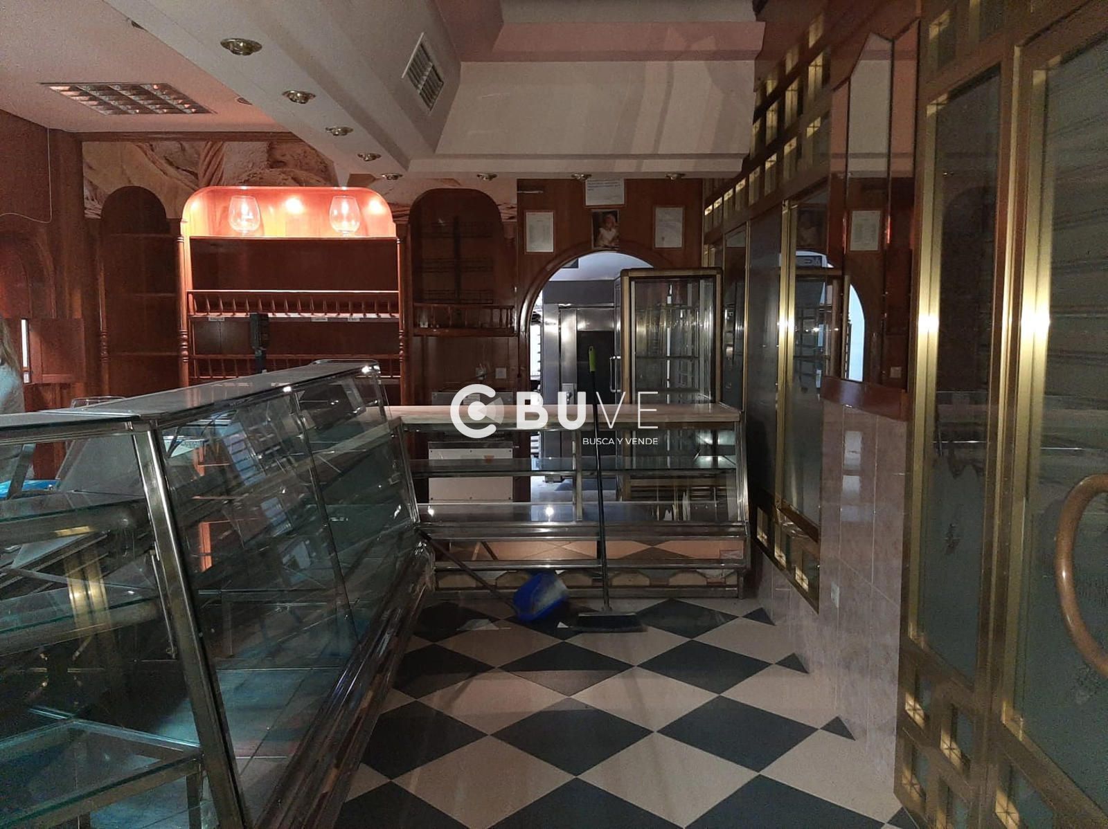 Local en venda en Málaga Capital amb Aire condicionat, Terrassa i Alarma