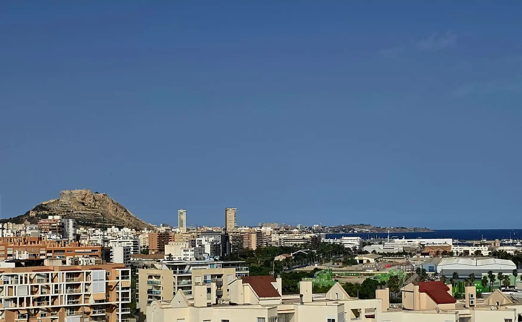 Außenansicht von Dachboden zur Miete in San Gabriel - Palmeral - Urbanova
