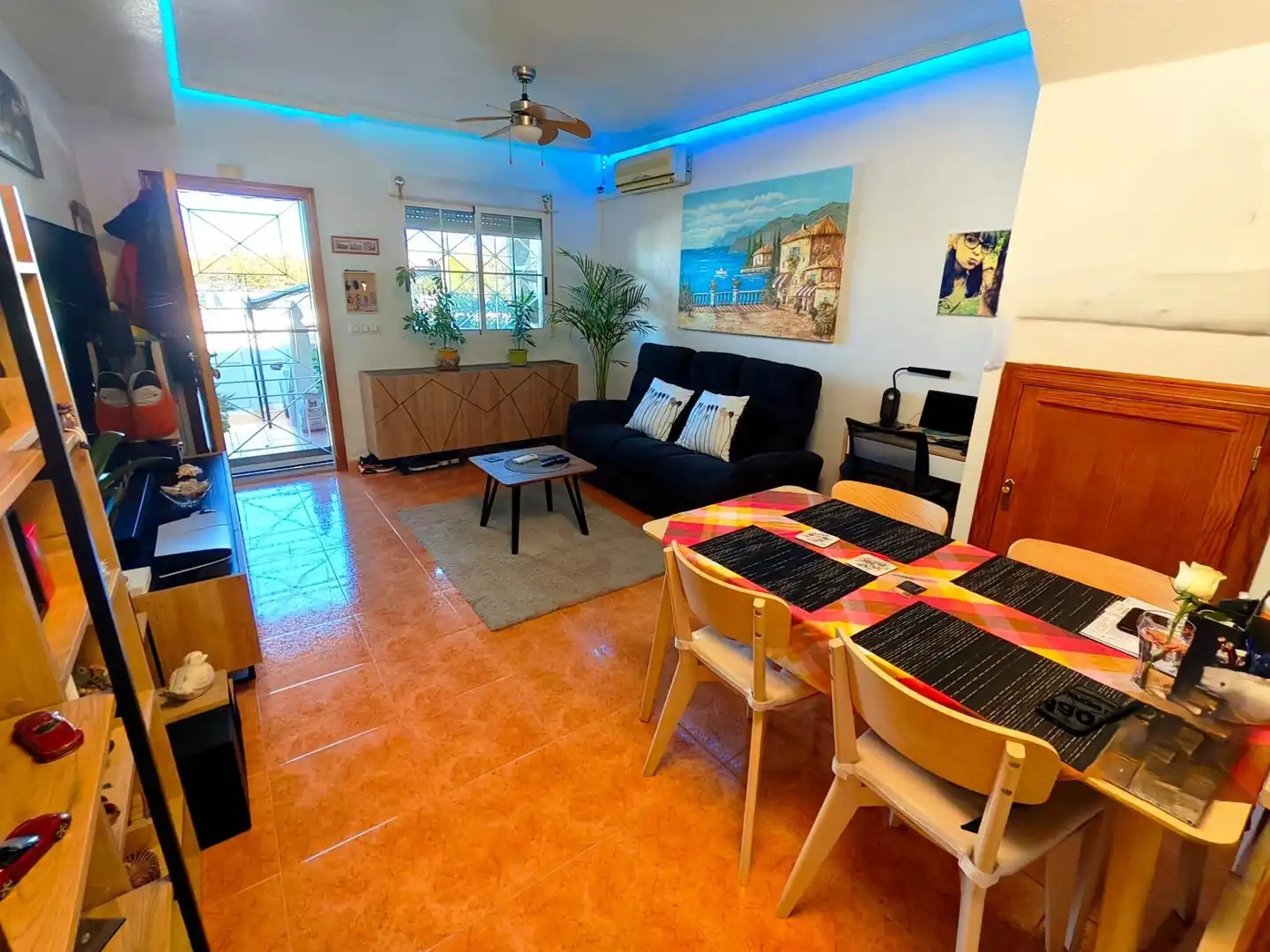 Sala de estar de Casa o chalet en venta en Torrevieja con Aire acondicionado, Calefacción y Terraza