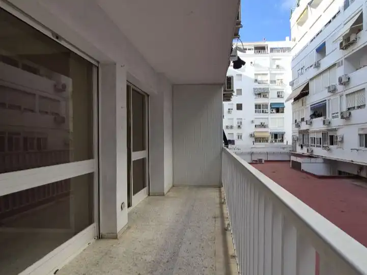 Balcony of Flat for sale in Casco Antiguo