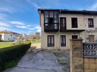 Casa en venda a Escultor Teodoro Calderón