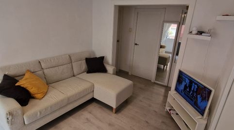 Foto 5 de Piso en venta en Carrer de Travau, El Turó de la Peira, Barcelona Capital
