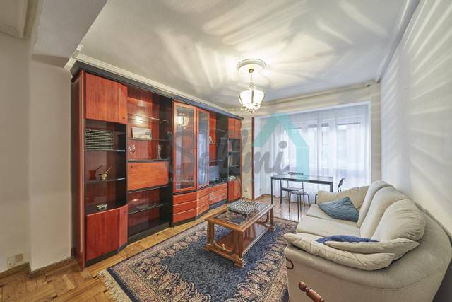 Piso en Alquiler en Félix Aramburu en Auditorio - Seminario - Parque de Invierno