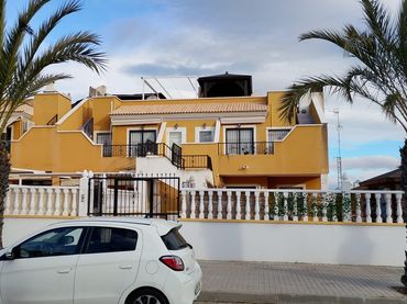 Bungalow with pool to rent in Calle Calle Segovia