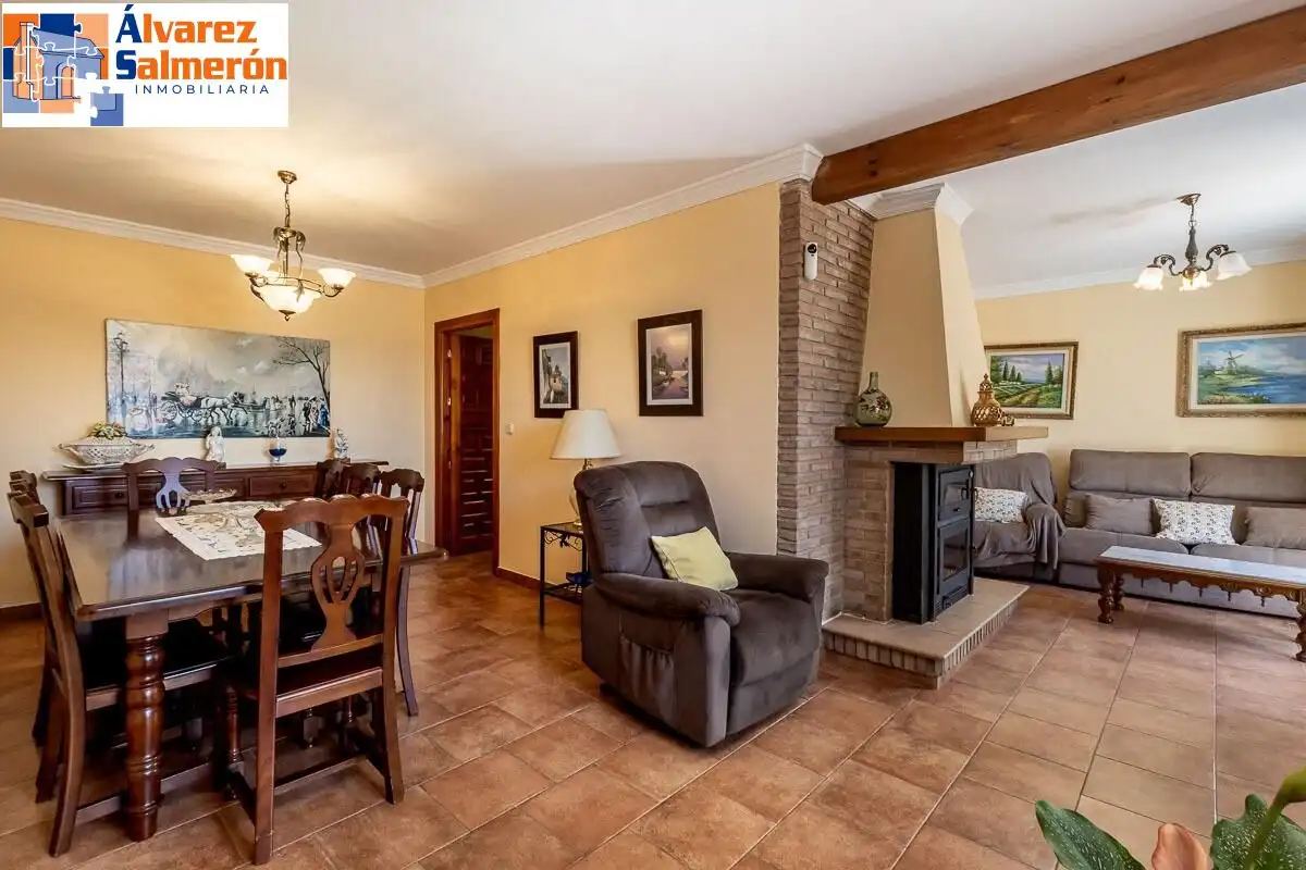 Chalet con terraza en venta en Calle ESCALERILLAS, imagen 11