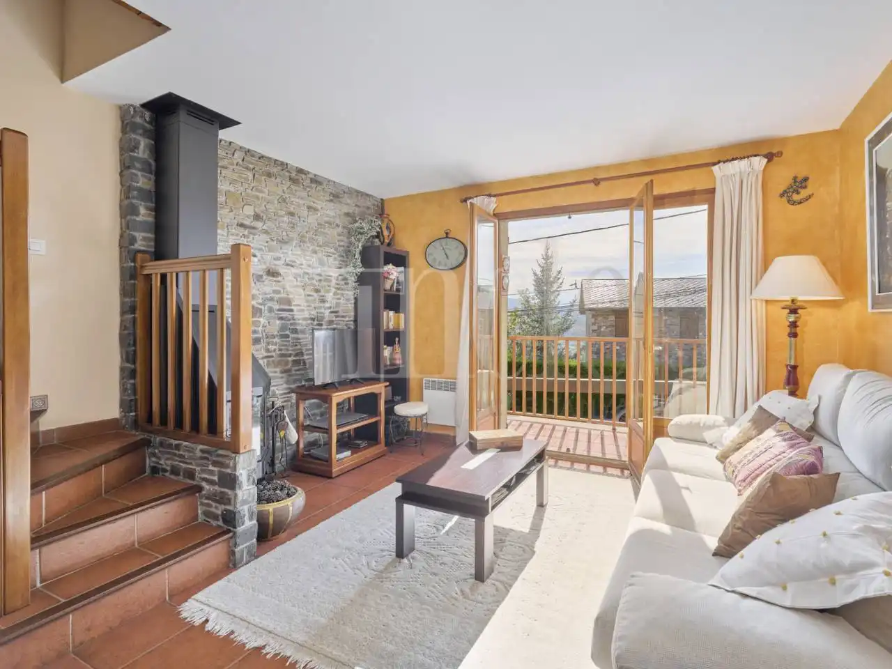 Terraced house with garden for sale in Calle ROUTE DE POUJALS, imagen 11