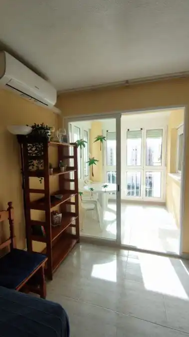Apartament amb piscina de lloguer a Calle Calle Músico Agustin Bertomeu, 4, imagen 3