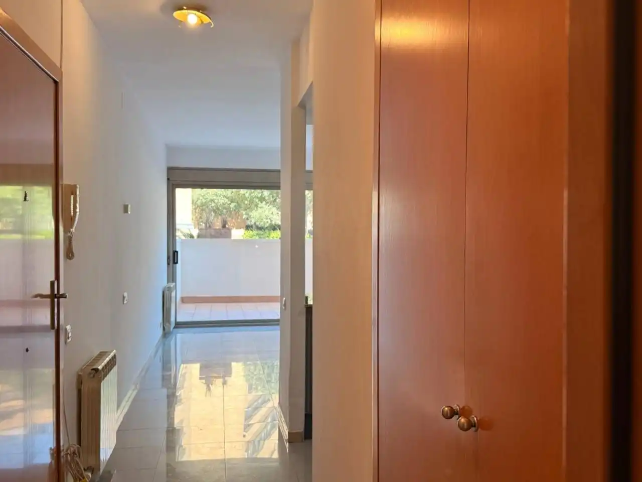 Wohnung zum Verkauf in Girona mit Heizung, Terrasse und Gemeinschaftspool