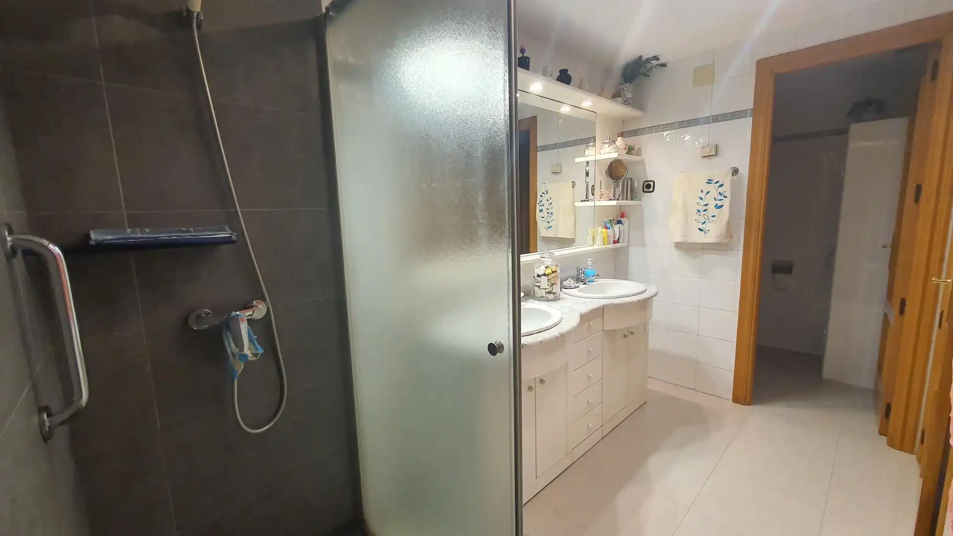 Bathroom of Flat for sale in Canet de Mar  with Air Conditioner