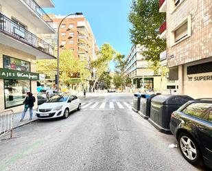 Exterior view of Premises for sale in  Madrid Capital