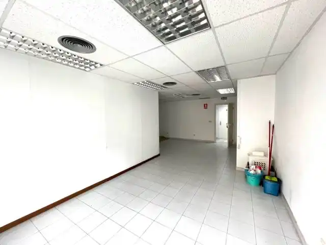 Oficina amb ascensor en venda a Calle Fueros de León 9, imagen 9