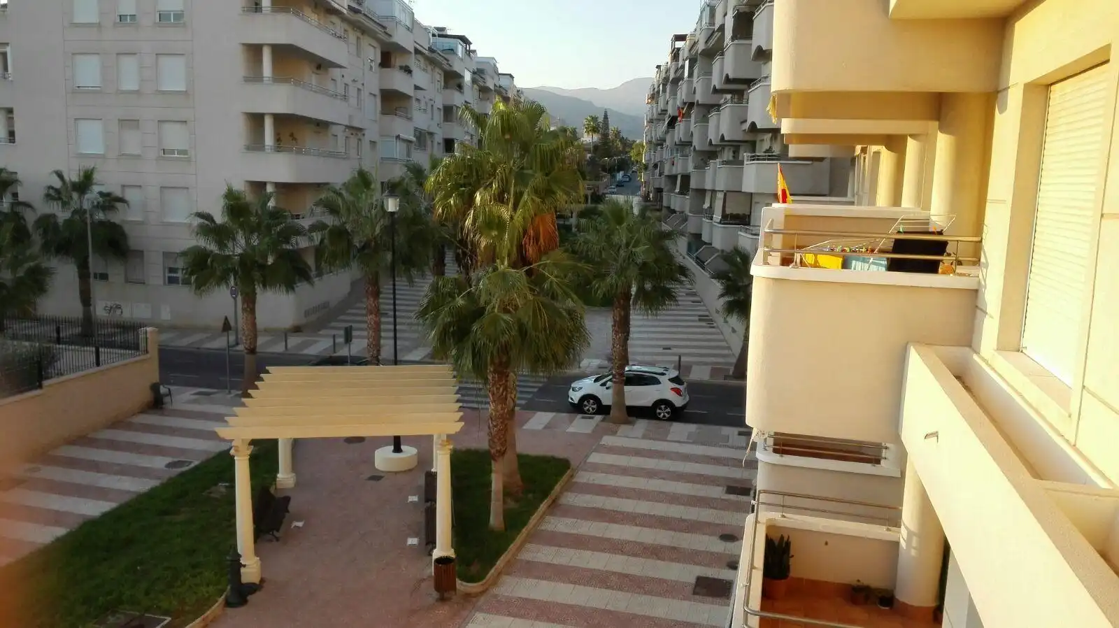Vista exterior de Piso de alquiler en Roquetas de Mar con Aire acondicionado, Calefacción y Terraza