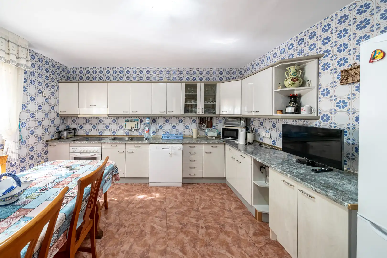 Casa aparellada amb jardí en venda a Calle de San José, imagen 29