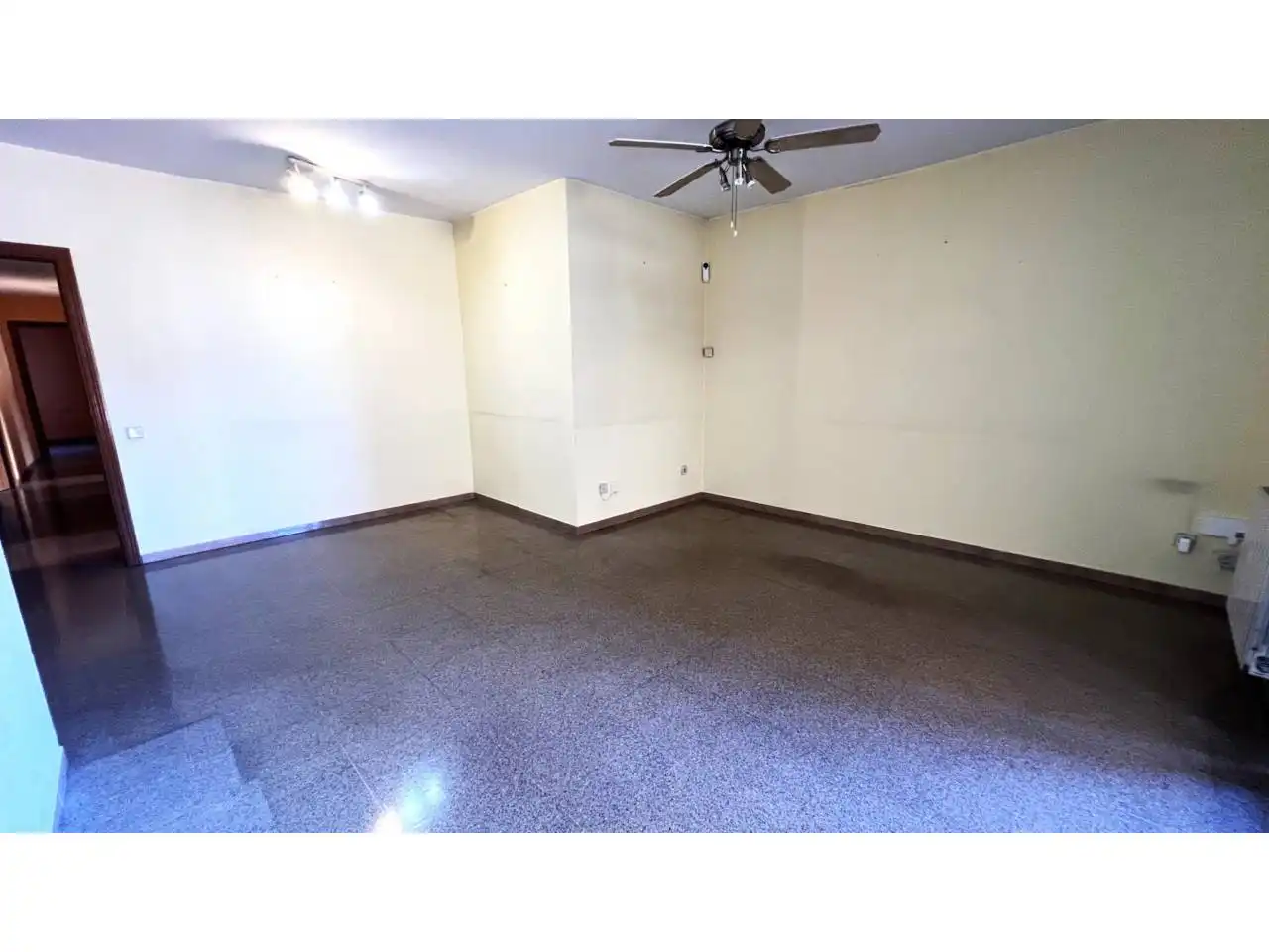 Flat for sale in Figueres  with Heating, Terrace and Community pool