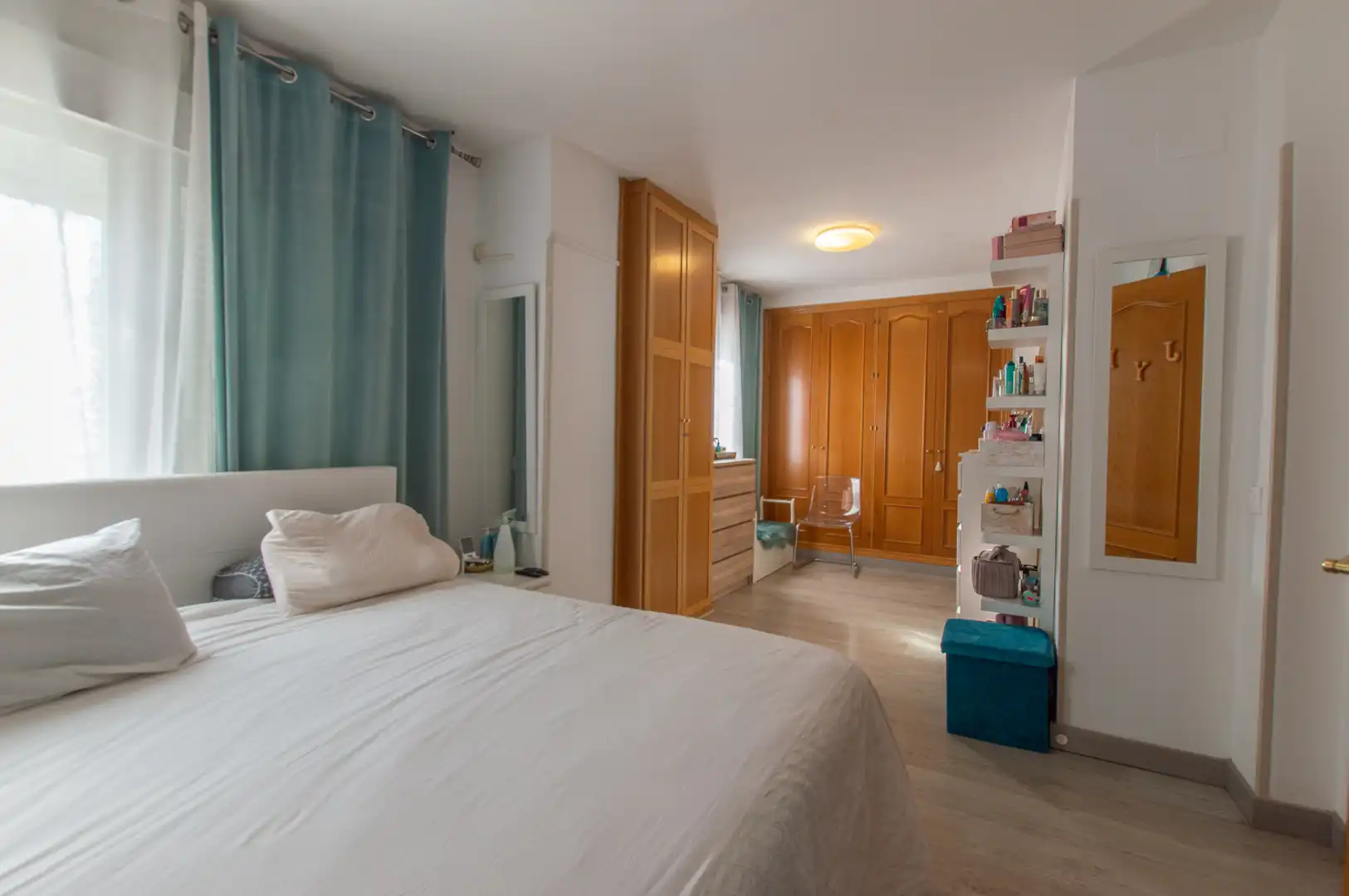 Habitación de Casa adosada en venta en Alcalá de Henares con Aire acondicionado, Calefacción y Terraza
