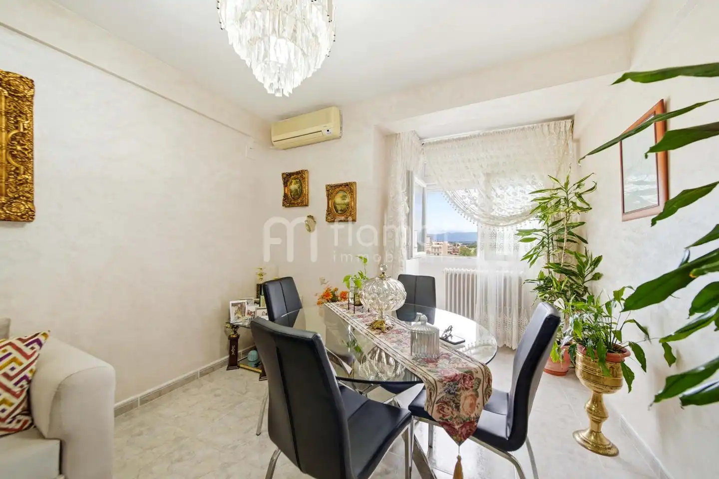 Esszimmer von Wohnung zum Verkauf in Figueres