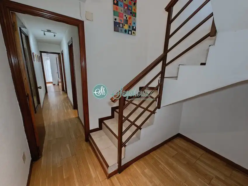 Piso en venta en Segovia con Calefacción y Terraza