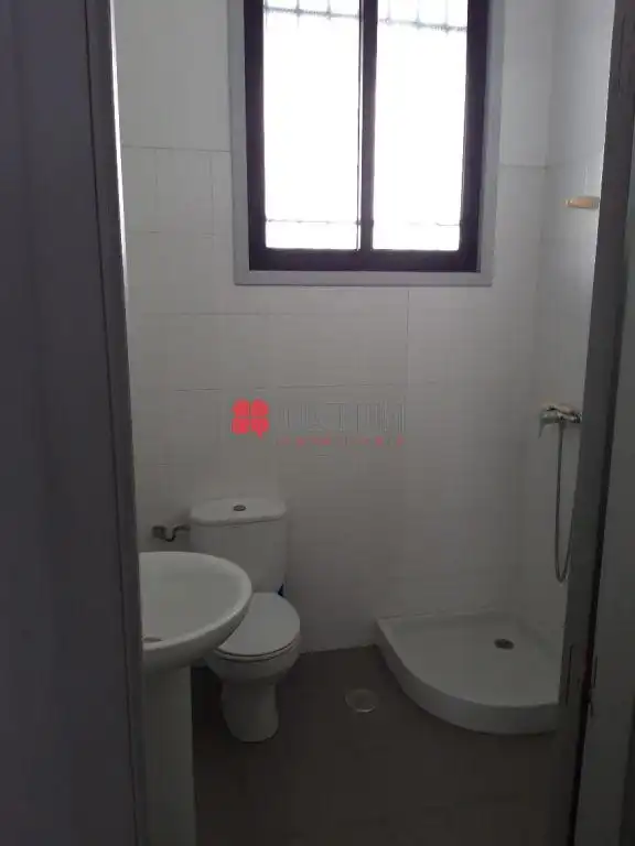 Bany de Local de lloguer en Santiago de Compostela 