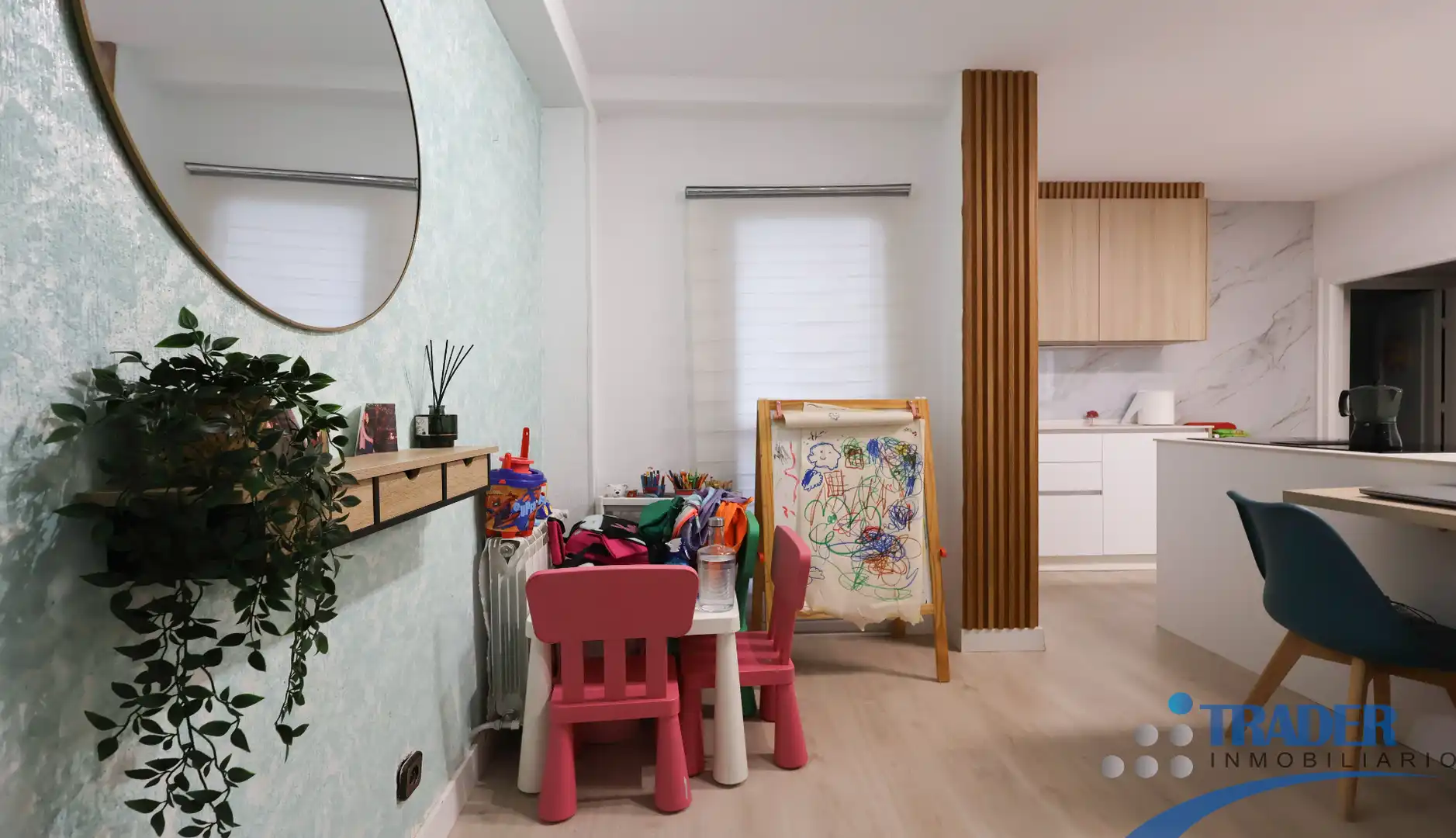 Comedor de Piso en venta en Alcorcón con Terraza y Balcón